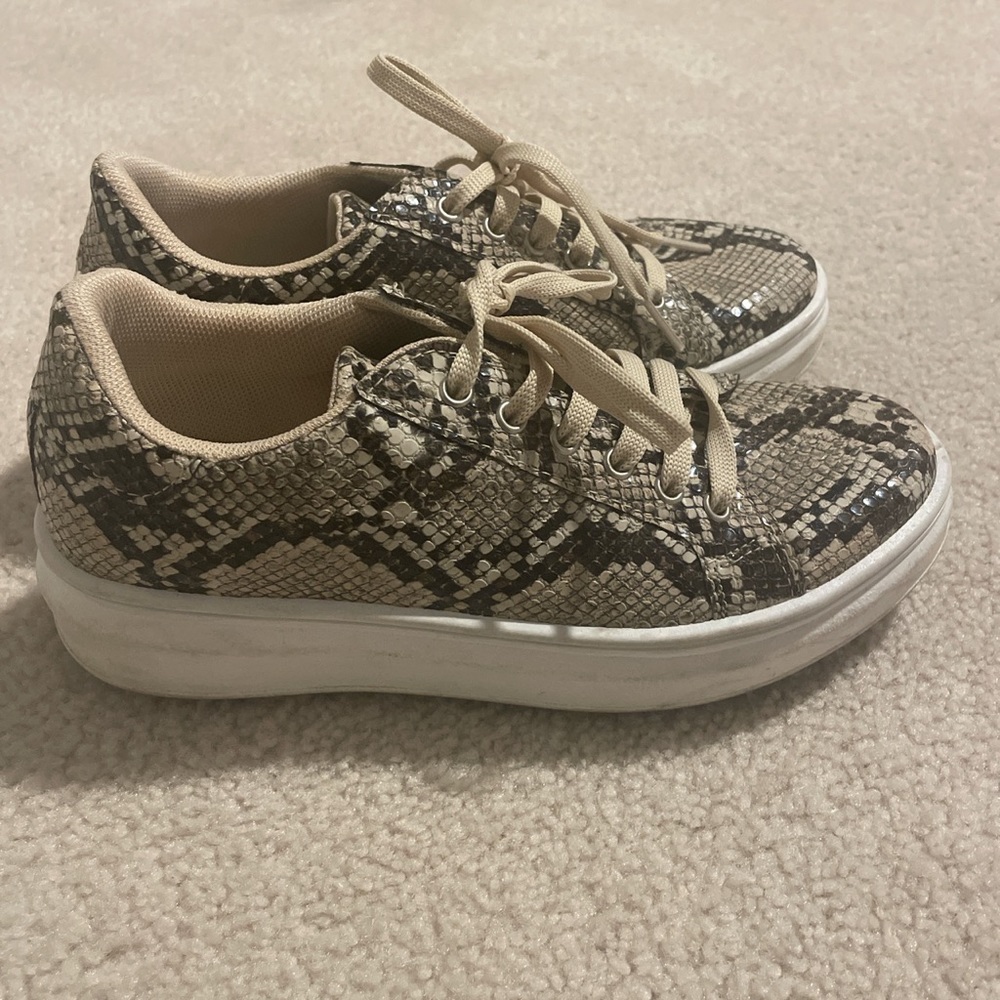 Topshop snakeskin sneakers size 7
